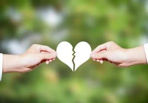 福州侦探社：离婚孩子抚养权归我孩子不走咋办